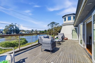 Properties like this rarely come to market. Built and completely - photo 39