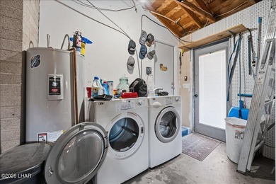Welcome to 1857 Willow Ave, a beautifully maintained 2-bedroom - photo 42