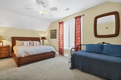 Custom built, 5BR/5BA home on the corner of Pompano, w/ ocean - photo 45