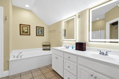 Custom built, 5BR/5BA home on the corner of Pompano, w/ ocean - photo 47