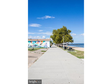 Perfect for Retirees or First-Time Buyers - Water views just - photo 48