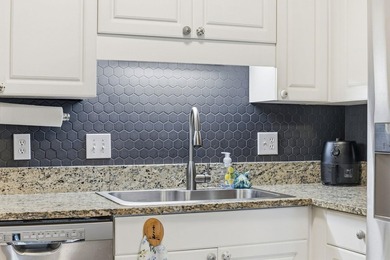 Welcome to coastal living at its finest in the Savanna Shores - photo 10