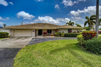 Spacious 4-Bedroom, 4 Full Bath Home Offering 2,781 sq/ft Of - photo 1