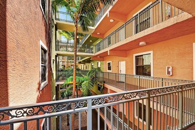 Beautifully maintained and spacious 2-bedroom, 2-bath corner - photo 2