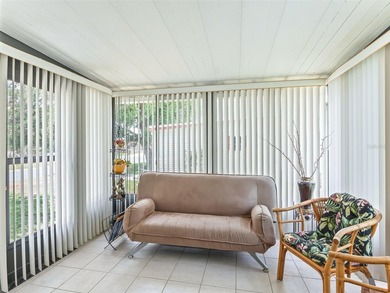 Charming FURNISHED home located in the beautiful Orange Blossom - photo 17