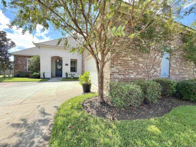 Lake Home For Sale in Baton Rouge, Louisiana