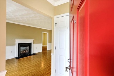 Welcome to this inviting end unit condo offering the perfect - photo 4