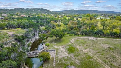 A beautiful property with over 2,500' of both sides of Elm Creek - photo 5