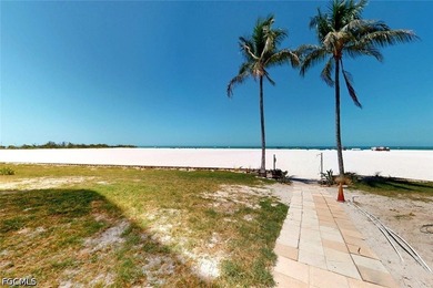 Stunning 2-bedroom, 2-bath condo at Sandarac offering the - photo 1