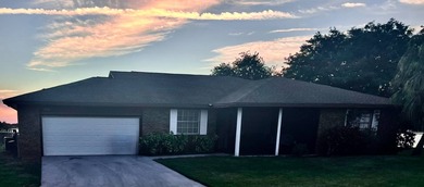 Lake Grassy Home For Sale in Lake Placid Florida