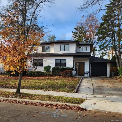Welcome to this newly renovated (2025) midcentury modern - photo 2
