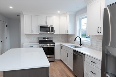 5 Recess Lane is COMPLETE, BACK ON THE MARKET and ready for its - photo 10