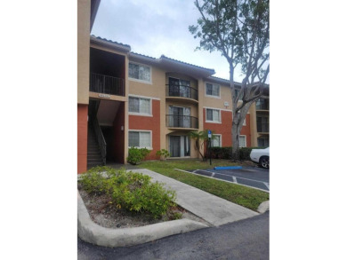 (private lake, pond, creek) Condo For Sale in West Palm Beach Florida