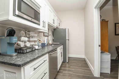 Lake Living on Watts Bar. This custom-built craftsman style home - photo 35