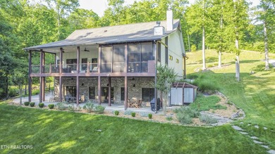 Lake Living on Watts Bar. This custom-built craftsman style home - photo 41