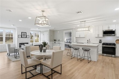 **1 BED UNIT ON TOP FLOOR NEAR ELEVATOR. PRIVATE BALCONY, EN - photo 10