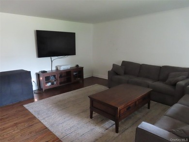 Welcome to this beautifully updated, main level, deluxe size - photo 4