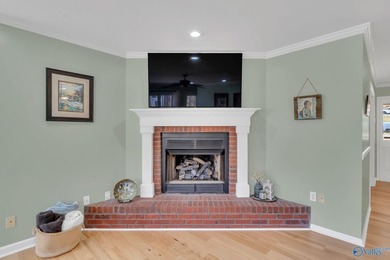 WATERFRONT HOME IN GUNTERSVILLE, AL CITY LIMITS!! Photos can't - photo 11
