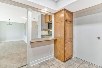 Life doesn't get easier than a ground-floor unit at Riviera 615 - photo 12