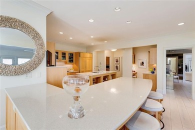 Tucked away on a private cul-de-sac in the highly sought-after - photo 21