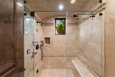 Welcome home to this extraordinary, private single-level estate - photo 25