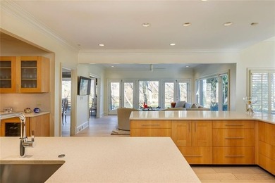Tucked away on a private cul-de-sac in the highly sought-after - photo 26