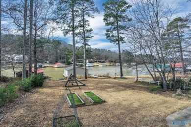 WATERFRONT HOME IN GUNTERSVILLE, AL CITY LIMITS!! Photos can't - photo 36