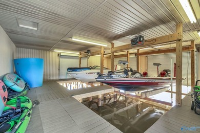 WATERFRONT HOME IN GUNTERSVILLE, AL CITY LIMITS!! Photos can't - photo 44
