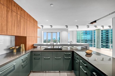 A rare opportunity to own an entire floor in one of Banker's - photo 7