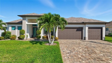 Cape Coral Lakes Area Home For Sale in Cape Coral Florida