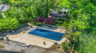 Welcome to your private waterfront retreat, where nature - photo 7