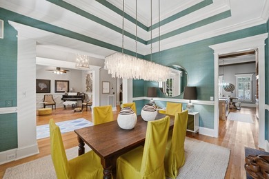 Welcome to this stunning custom-built 6-bedroom, 5.5 bathroom - photo 14