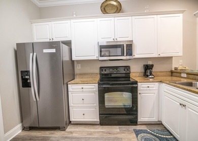 Discover a fully furnished hidden gem in the heart of Litchfield - photo 6