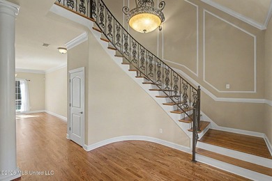 Over 4,200 square feet, 2 bedrooms downstairs, walk-in closets - photo 28