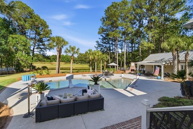 Welcome to this stunning custom-built 6-bedroom, 5.5 bathroom - photo 30