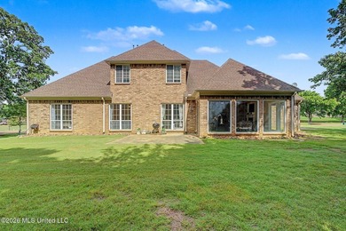 Over 4,200 square feet, 2 bedrooms downstairs, walk-in closets - photo 37