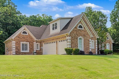 Over 4,200 square feet, 2 bedrooms downstairs, walk-in closets - photo 38