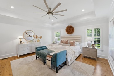 Welcome to this stunning custom-built 6-bedroom, 5.5 bathroom - photo 47