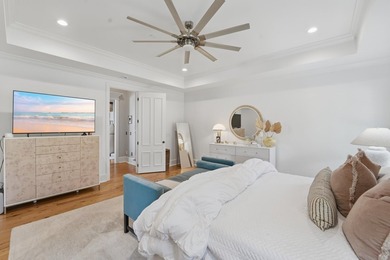 Welcome to this stunning custom-built 6-bedroom, 5.5 bathroom - photo 48
