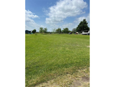 Lake Lot For Sale in Yantis, Texas