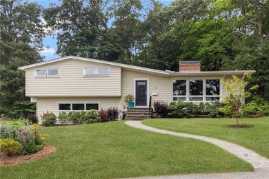 Location, lifestyle, and timeless mid-century charm come - photo 2
