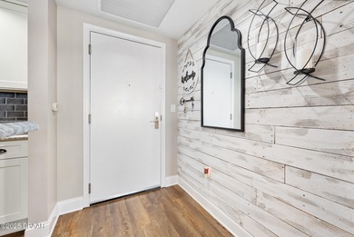 Welcome to your dream river views on the 15th floor! This - photo 3