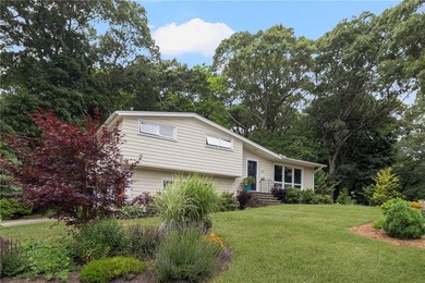 Location, lifestyle, and timeless mid-century charm come - photo 3