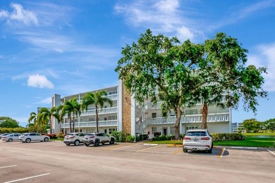 Light, Bright & Beautiful! Welcome to this spacious and stylish - photo 20