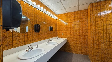 Welcome to Downtown Pittsburgh living at its finest! This - photo 34