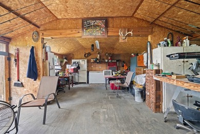 This well-maintained 3-bedroom, 2-bath home offers the perfect - photo 50