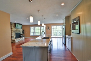 Welcome to this Beautifully Updated Ranch-Style Home! - photo 5