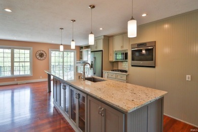 Welcome to this Beautifully Updated Ranch-Style Home! - photo 7