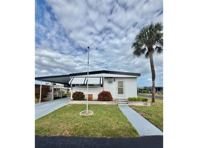Welcome to this beautifully maintained 1,104 square foot - photo 1