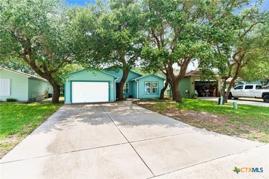 Now is your chance to own this beautifully maintained 2 bedroom - photo 2